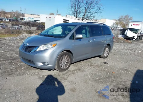 2017 Toyota Sienna Xle 7 Passenger из США, поврежденный, VIN 5TDDZ3DC7HS187839